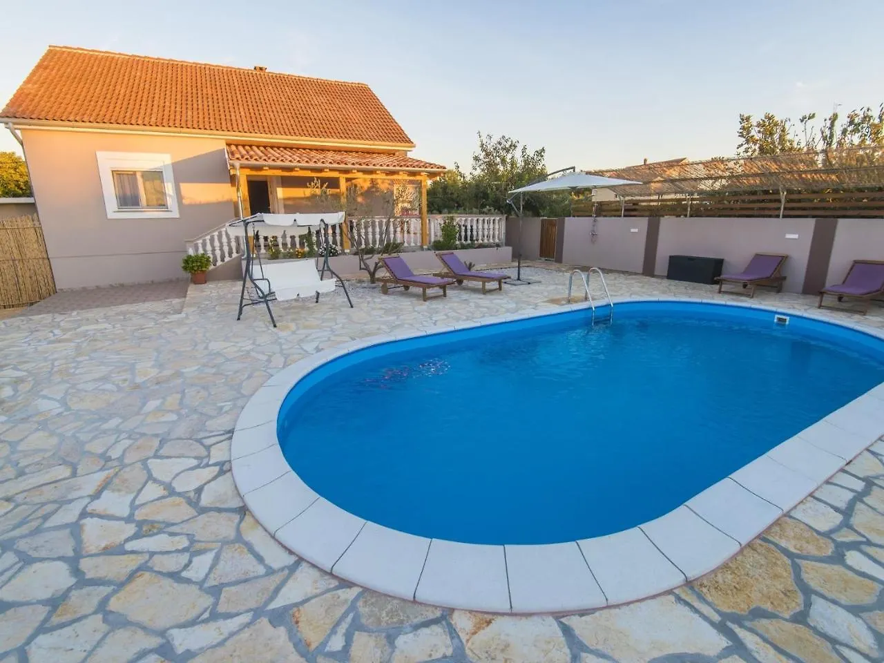 Charming Holiday Home With Private Pool Islam Latinski Chorvatsko